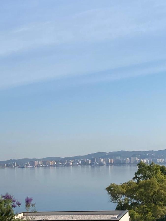 Aldi'S Guest House Vlorë Esterno foto